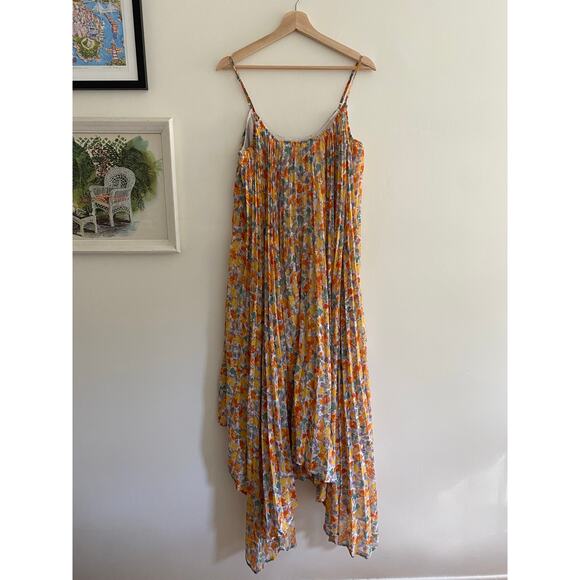 ENDLESS ROSE Pleated Waterfall Multi Maxi Dress Size XS - Picture 4 of 10